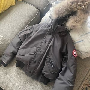 Worn once size xs (6) kids